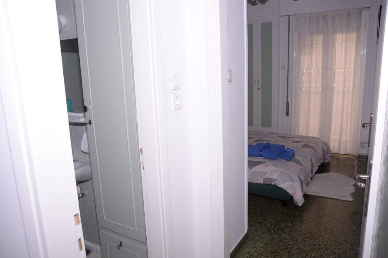 Captain'S Home Loutraki Esterno foto